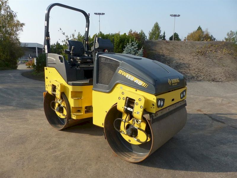 Аренда тротуарного катка Bomag BW 138 AD-5
